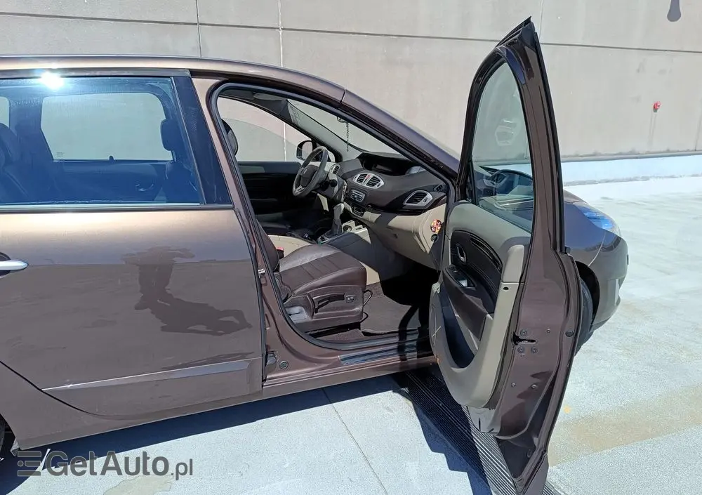 RENAULT Scenic DCi 150 Automatik Luxe