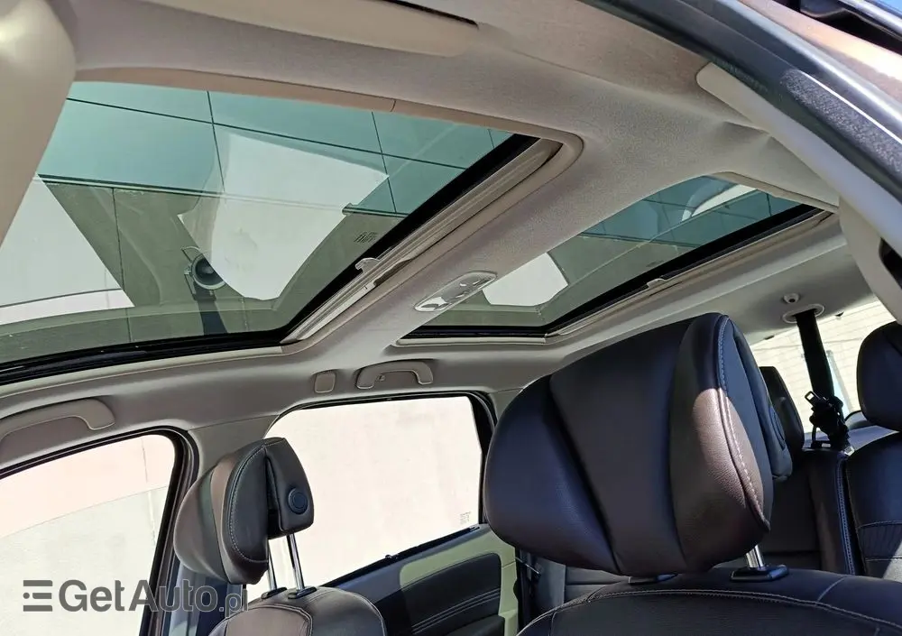 RENAULT Scenic DCi 150 Automatik Luxe