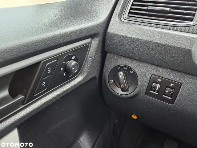 VOLKSWAGEN Caddy Maxi Caddy