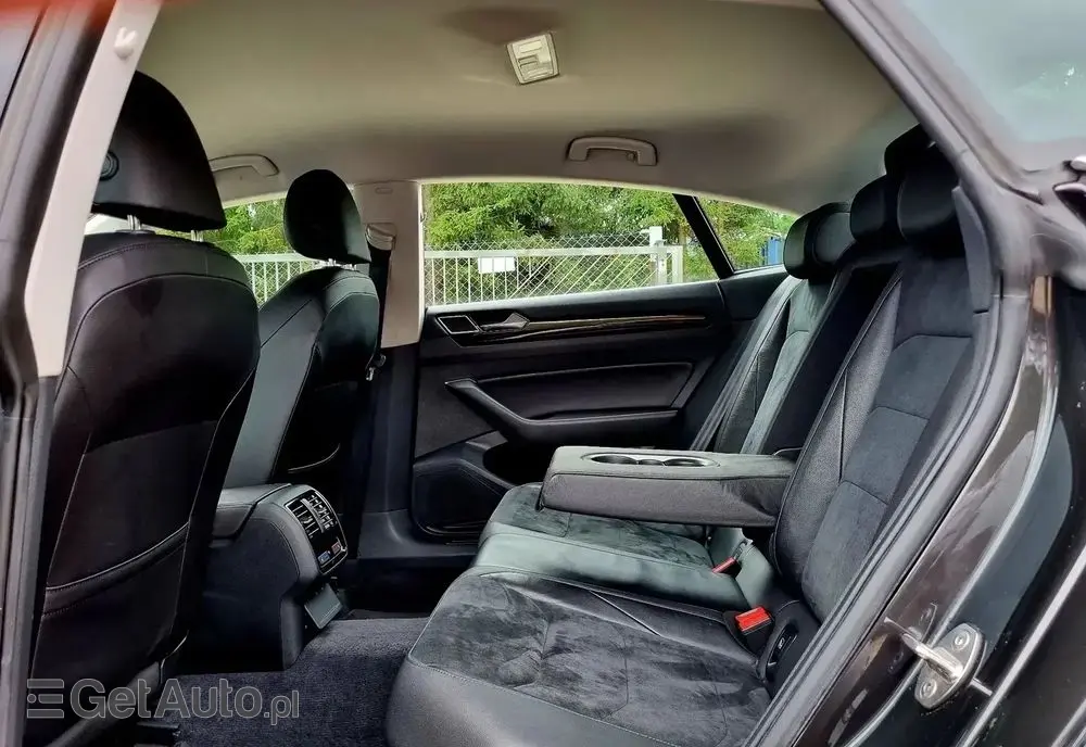 VOLKSWAGEN Arteon 2.0 TSI DSG Elegance