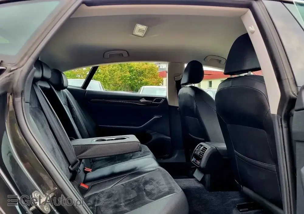 VOLKSWAGEN Arteon 2.0 TSI DSG Elegance