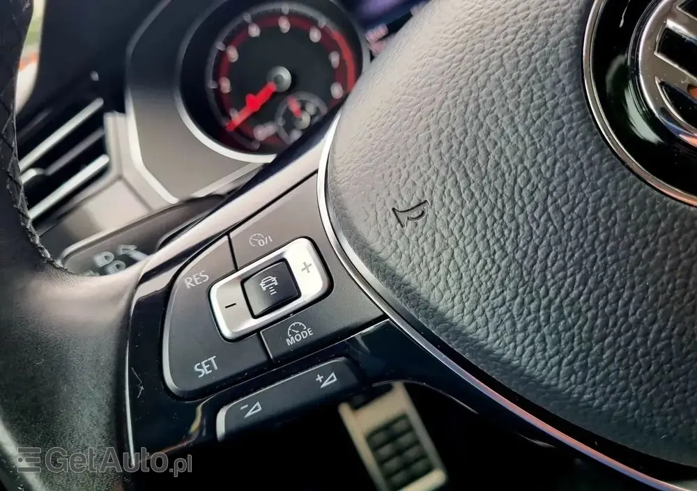 VOLKSWAGEN Arteon 2.0 TSI DSG Elegance