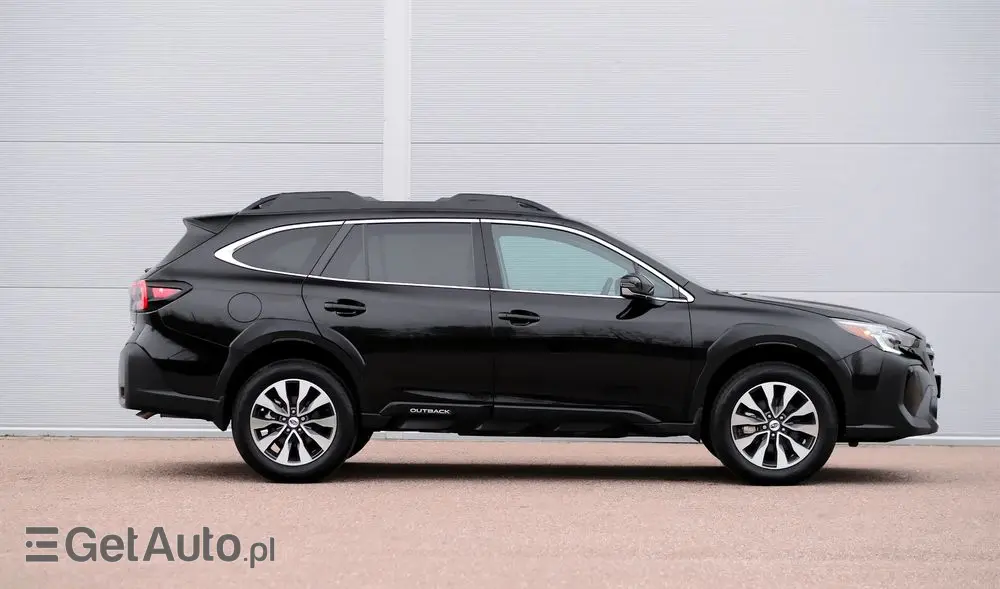 SUBARU Outback 
