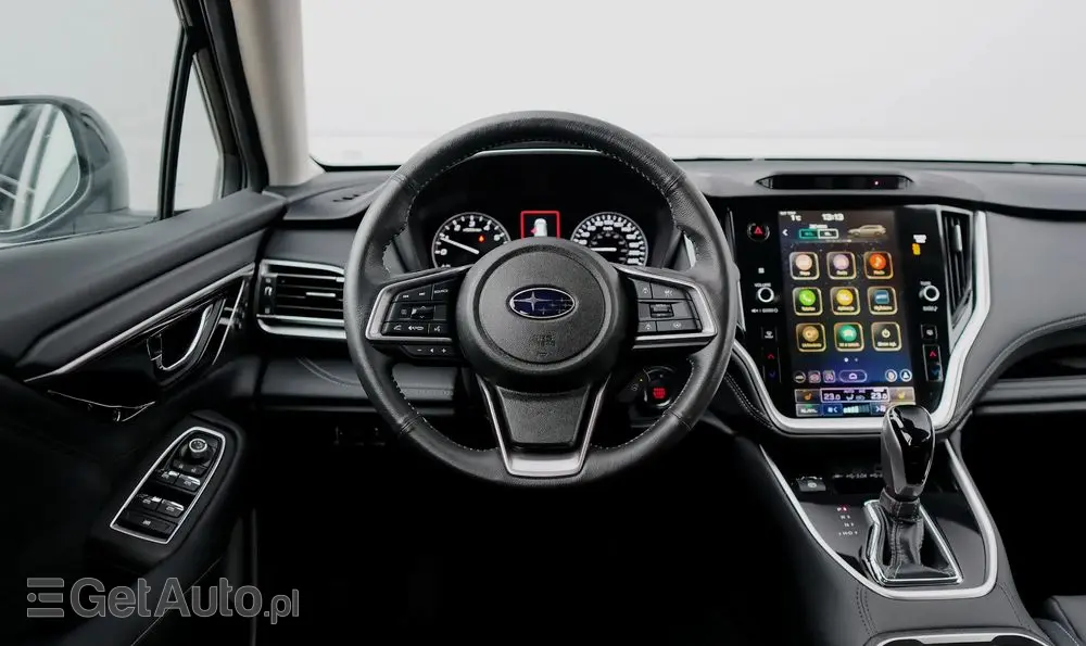 SUBARU Outback 