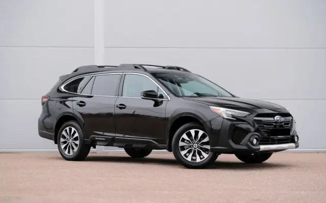SUBARU Outback 