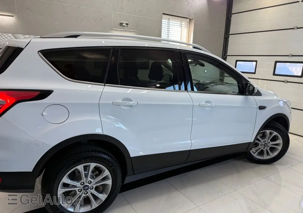 FORD Kuga 2.0 TDCi 4WD Titanium