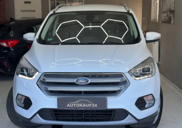 FORD Kuga 2.0 TDCi 4WD Titanium