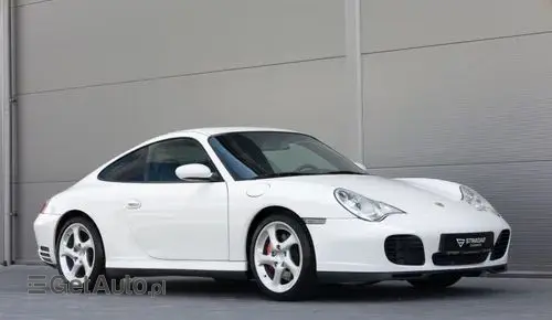PORSCHE 911 Carrera 