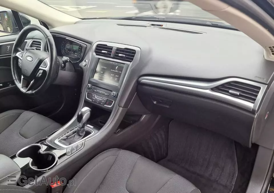 FORD Mondeo 2.0 TDCi Start-Stopp PowerShift-Aut Business Edition