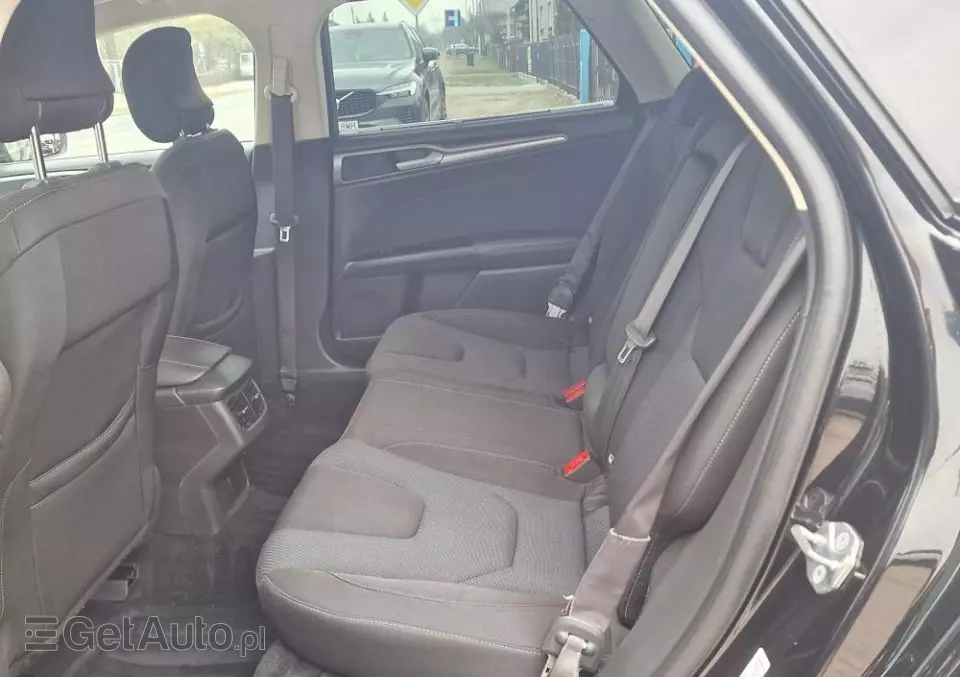 FORD Mondeo 2.0 TDCi Start-Stopp PowerShift-Aut Business Edition