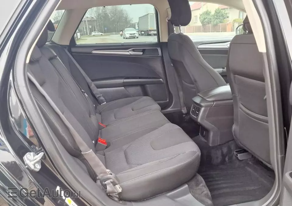 FORD Mondeo 2.0 TDCi Start-Stopp PowerShift-Aut Business Edition