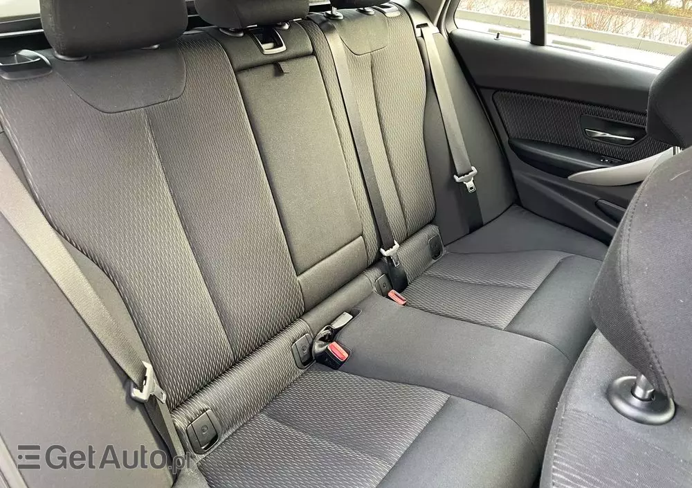 BMW Seria 3 320d xDrive