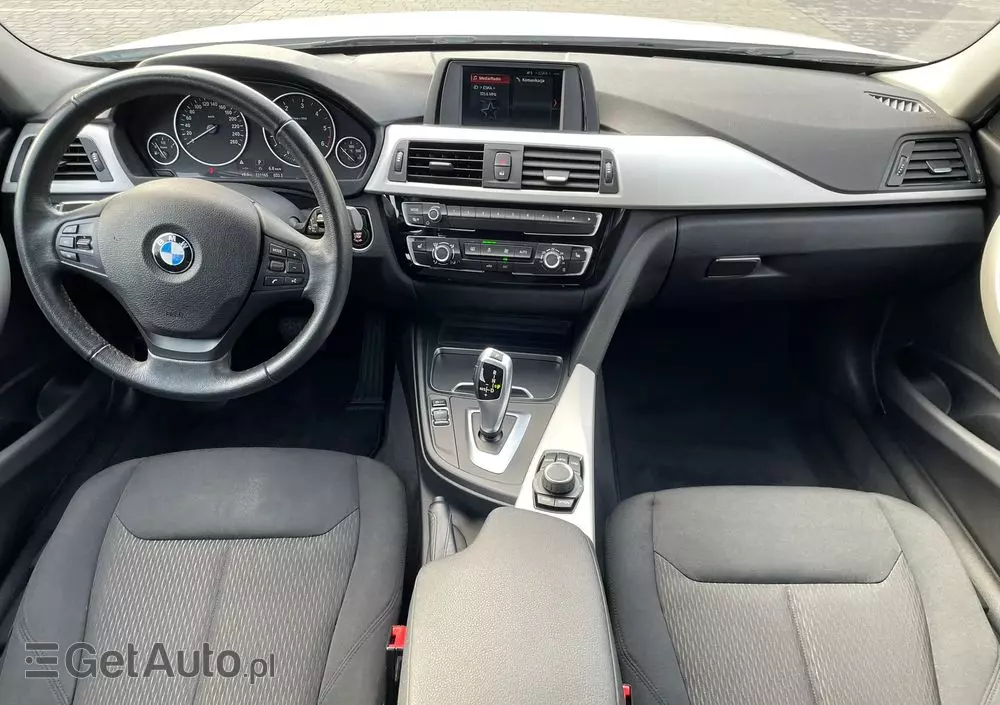 BMW Seria 3 320d xDrive