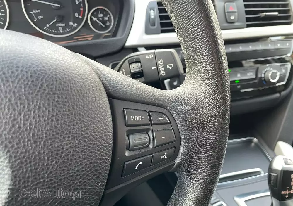 BMW Seria 3 320d xDrive