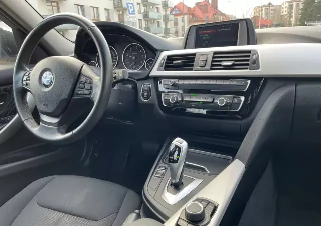 BMW Seria 3 320d xDrive