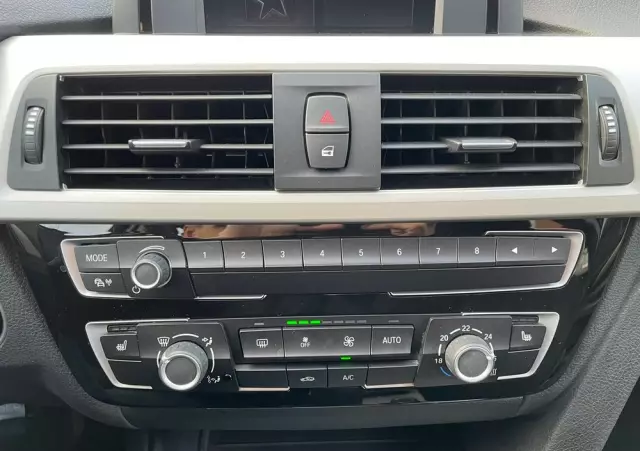 BMW Seria 3 320d xDrive