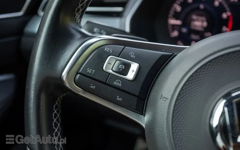 VOLKSWAGEN Passat Variant 1.8 TSI (BlueMotion Technology) DSG Highline