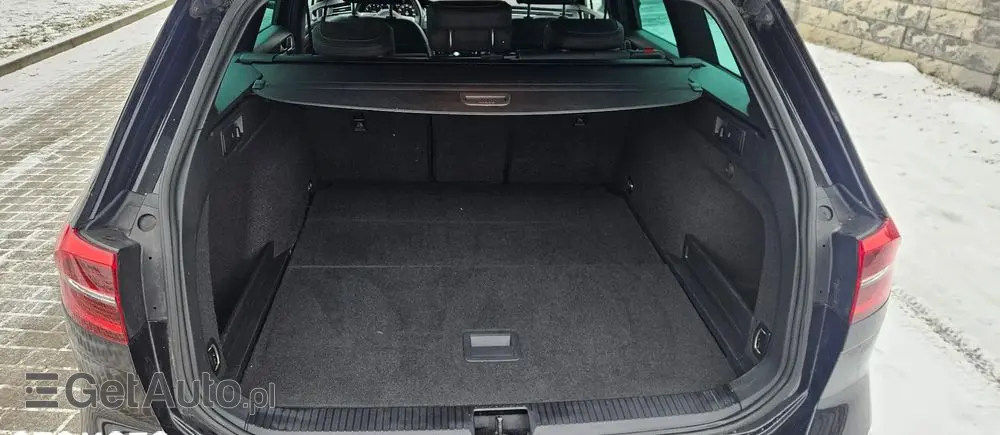 VOLKSWAGEN Passat Variant 1.8 TSI (BlueMotion Technology) DSG Highline