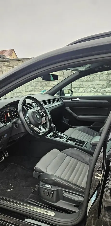 VOLKSWAGEN Passat Variant 1.8 TSI (BlueMotion Technology) DSG Highline