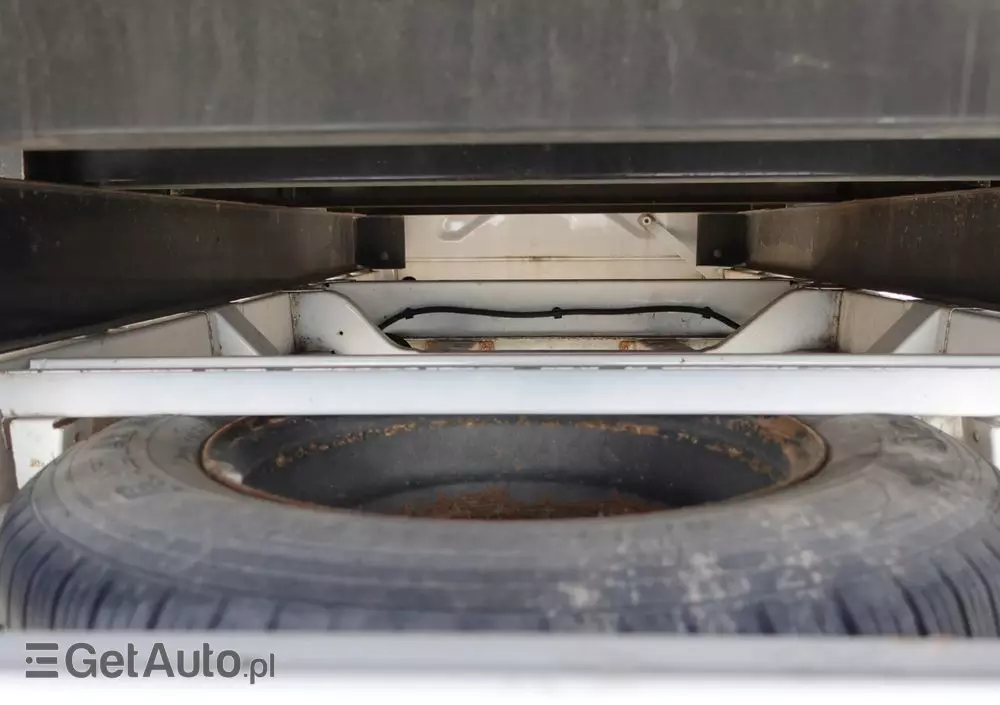 VOLKSWAGEN TRANSPORTER LONG - PRYCZA 6OSÓB 