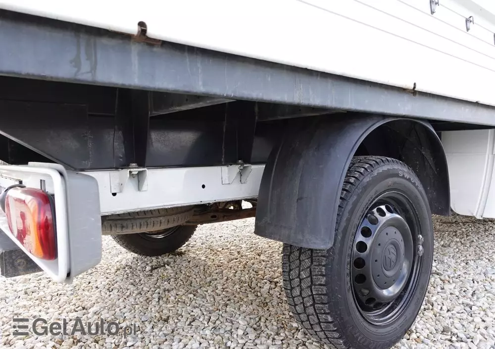 VOLKSWAGEN TRANSPORTER LONG - PRYCZA 6OSÓB 