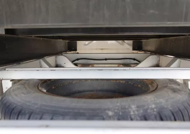 VOLKSWAGEN TRANSPORTER LONG - PRYCZA 6OSÓB 