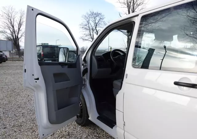 VOLKSWAGEN TRANSPORTER LONG - PRYCZA 6OSÓB 