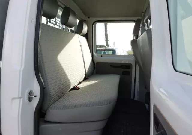 VOLKSWAGEN TRANSPORTER LONG - PRYCZA 6OSÓB 