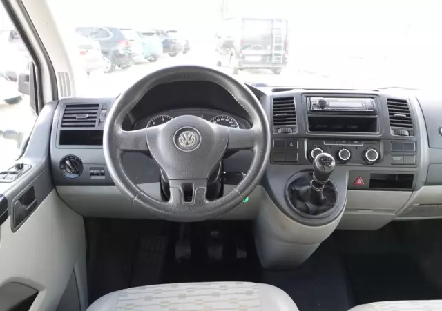 VOLKSWAGEN TRANSPORTER LONG - PRYCZA 6OSÓB 