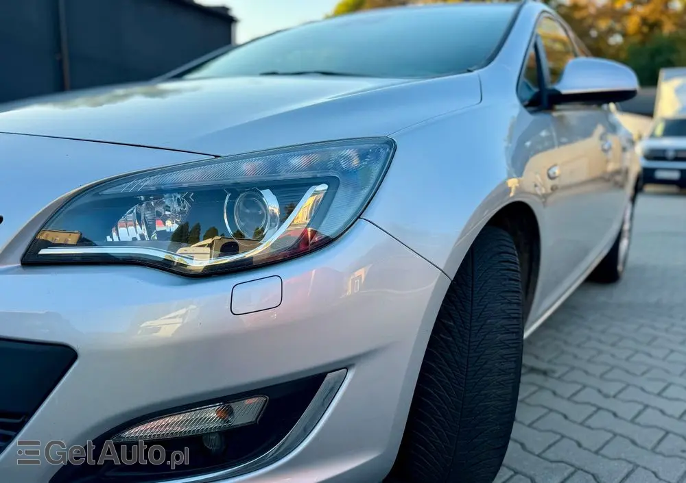 OPEL Astra 1.7 CDTI DPF 150 Jahre