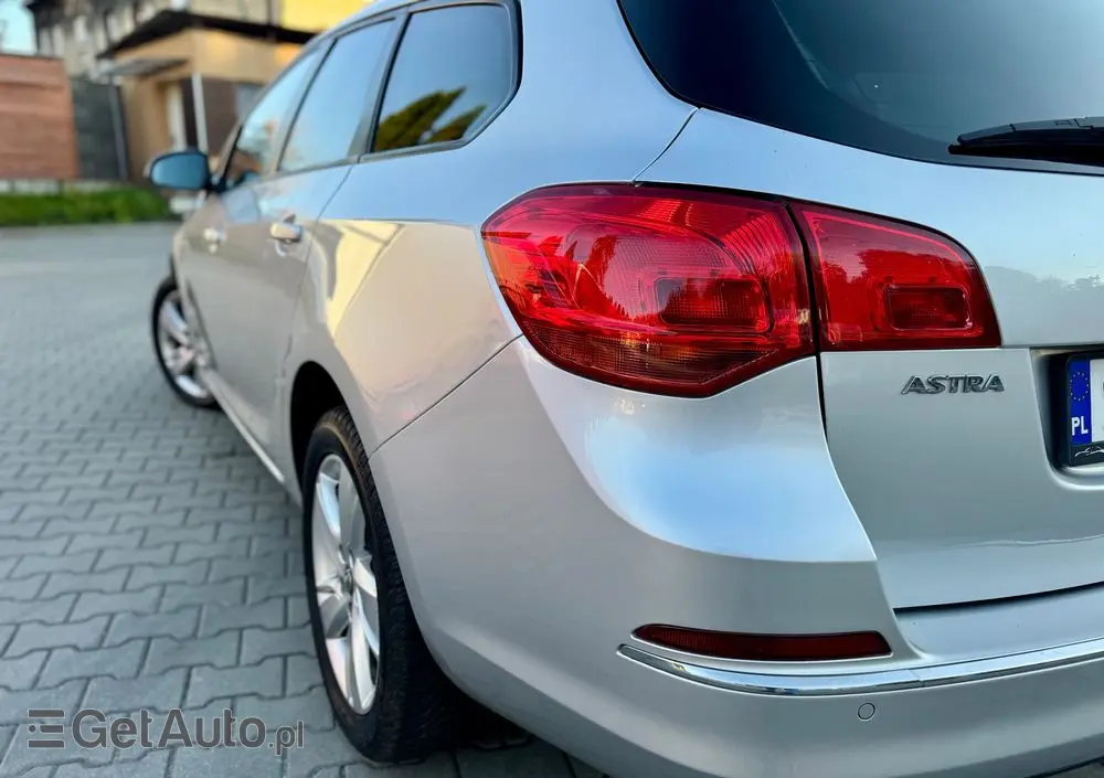 OPEL Astra 1.7 CDTI DPF 150 Jahre