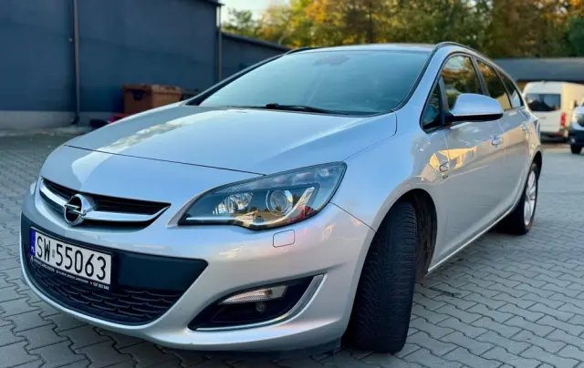 OPEL Astra 1.7 CDTI DPF 150 Jahre