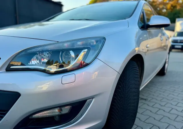 OPEL Astra 1.7 CDTI DPF 150 Jahre