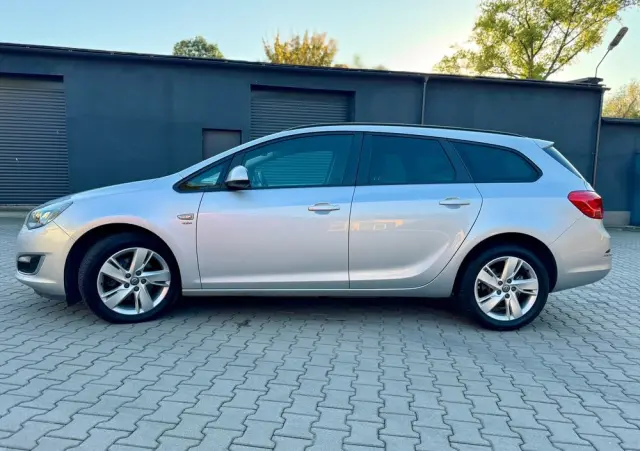 OPEL Astra 1.7 CDTI DPF 150 Jahre