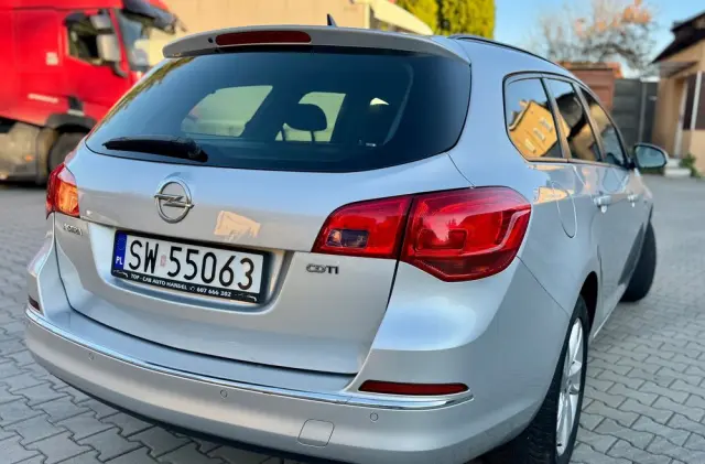 OPEL Astra 1.7 CDTI DPF 150 Jahre