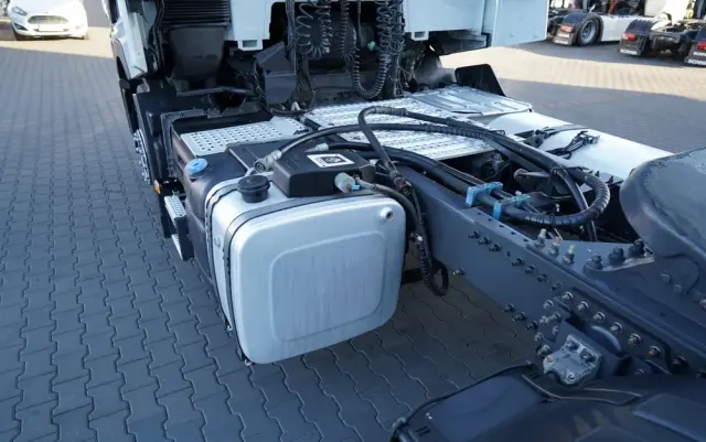 RENAULT T 460 / HYDRAULIKA DWUOBWODOWA / RETARDER / SPROWADZONA 