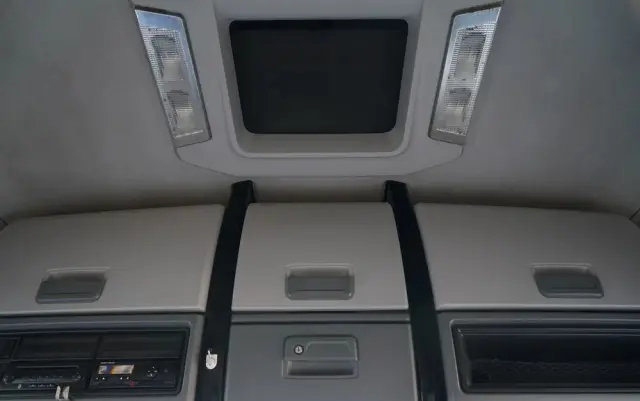 RENAULT T 460 / HYDRAULIKA DWUOBWODOWA / RETARDER / SPROWADZONA 