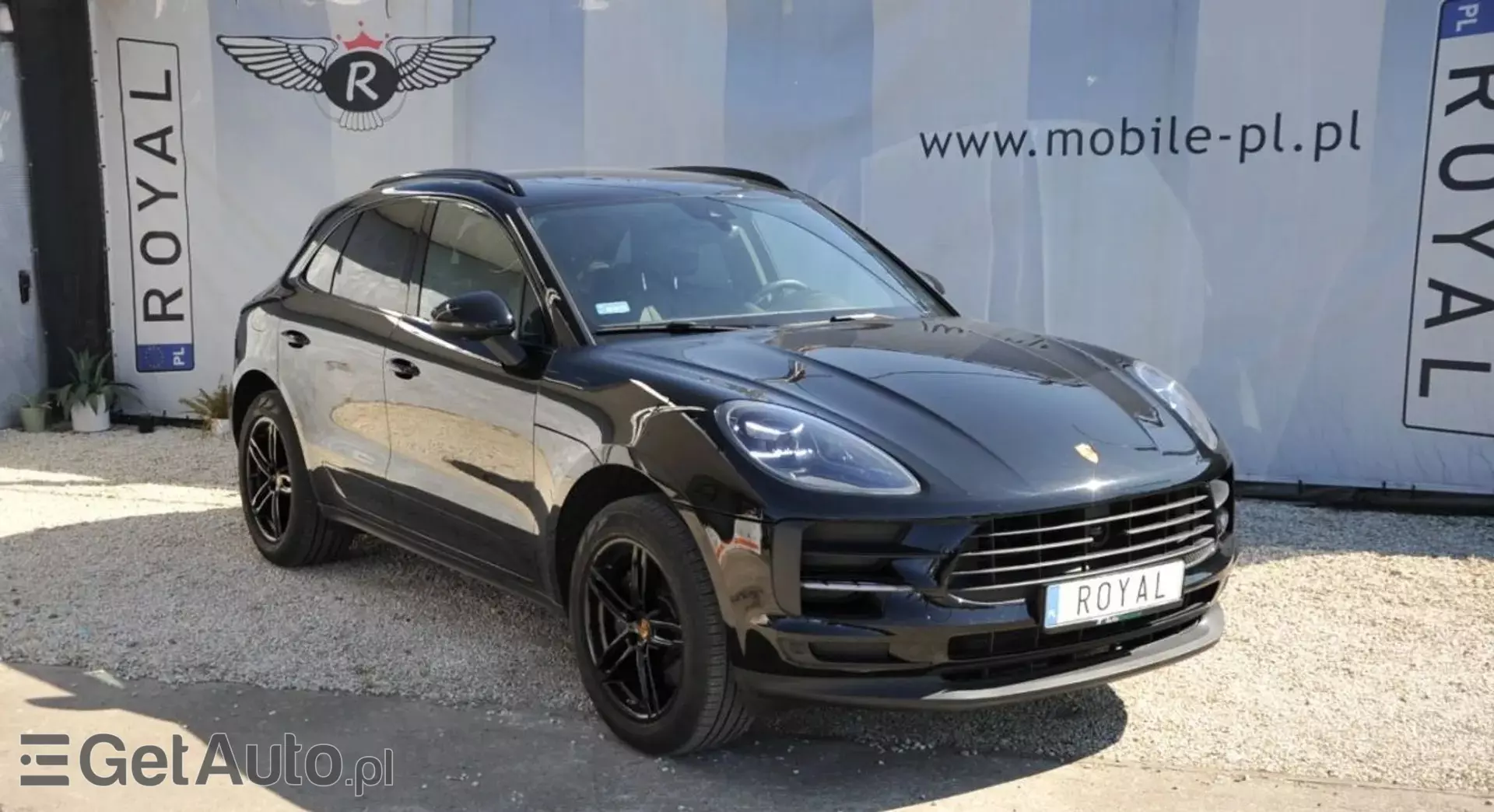 PORSCHE Macan 