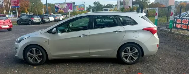 HYUNDAI I30 