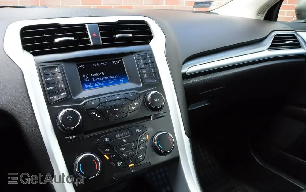 FORD Mondeo 1.5 EcoBoost Silver X (Amb Plus)