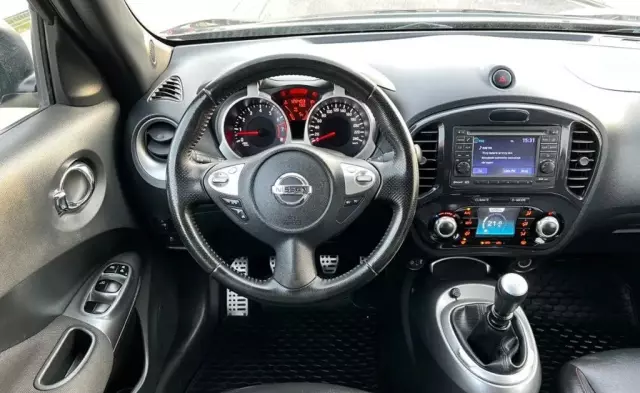 NISSAN Juke 