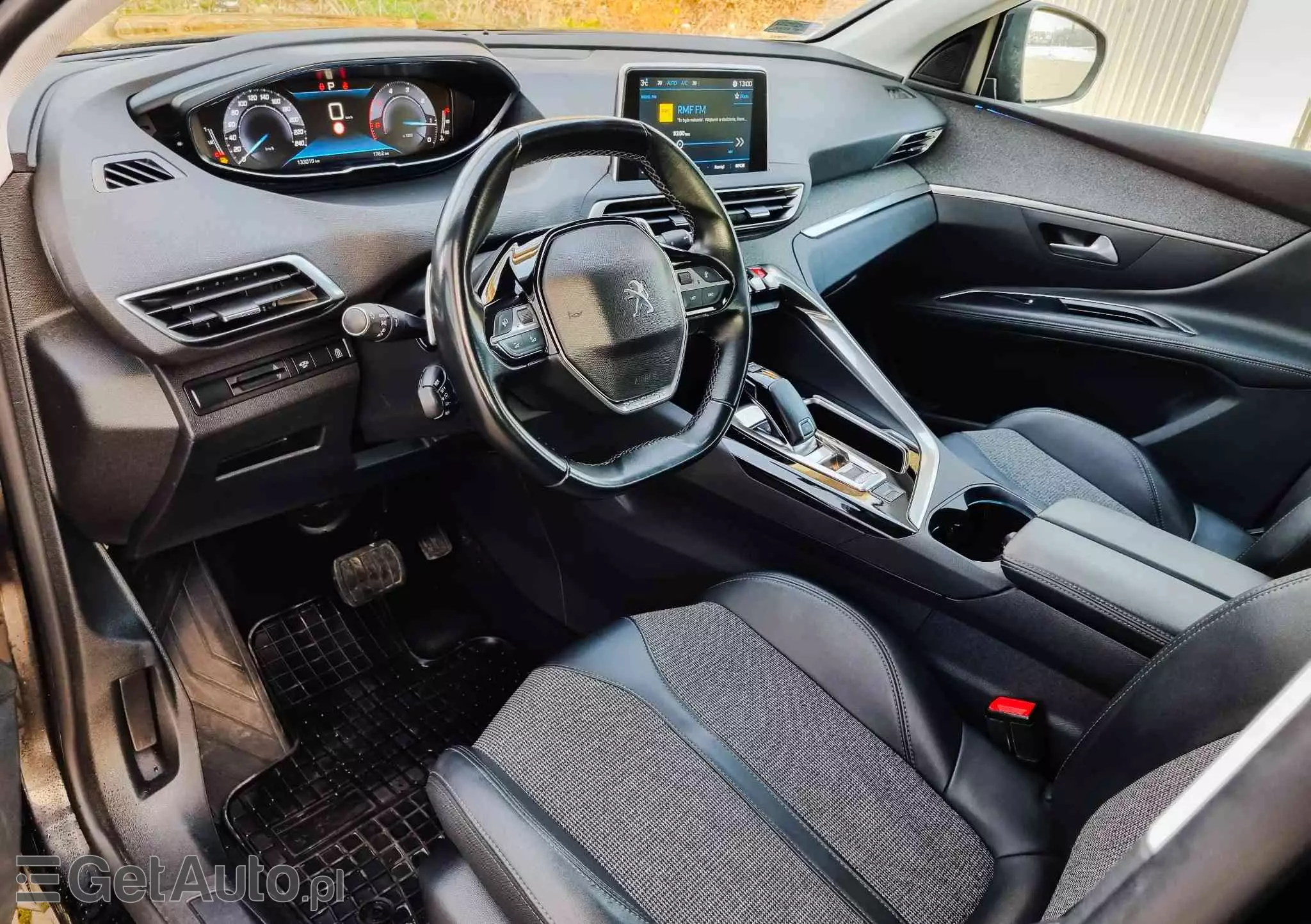 PEUGEOT 5008 1.5 BlueHDI Allure S&S