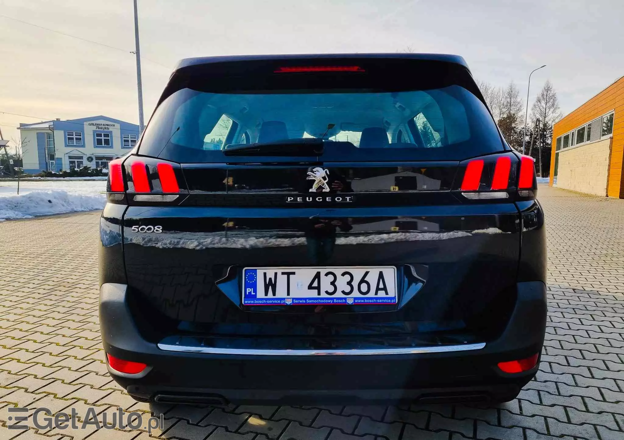 PEUGEOT 5008 1.5 BlueHDI Allure S&S