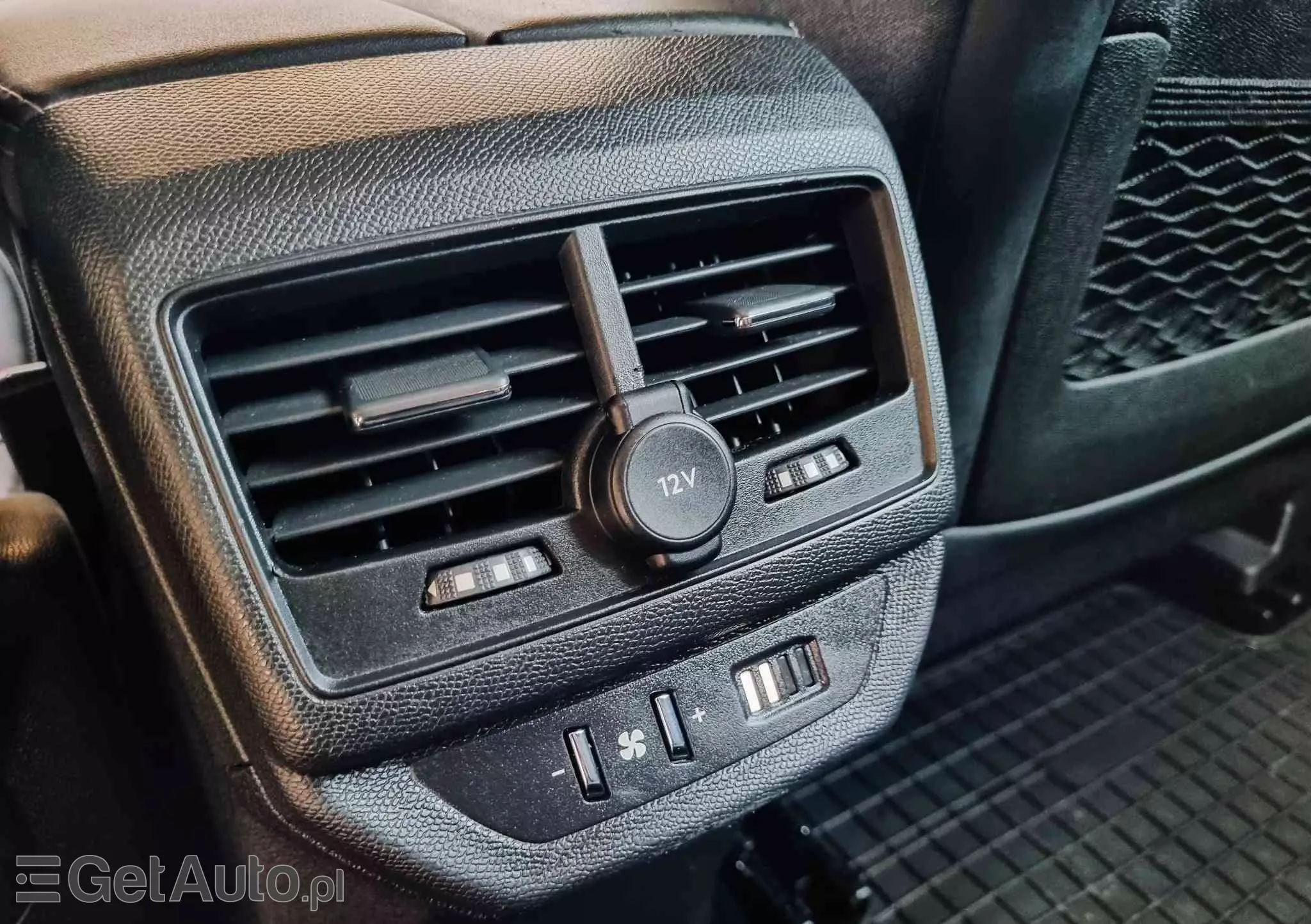 PEUGEOT 5008 1.5 BlueHDI Allure S&S