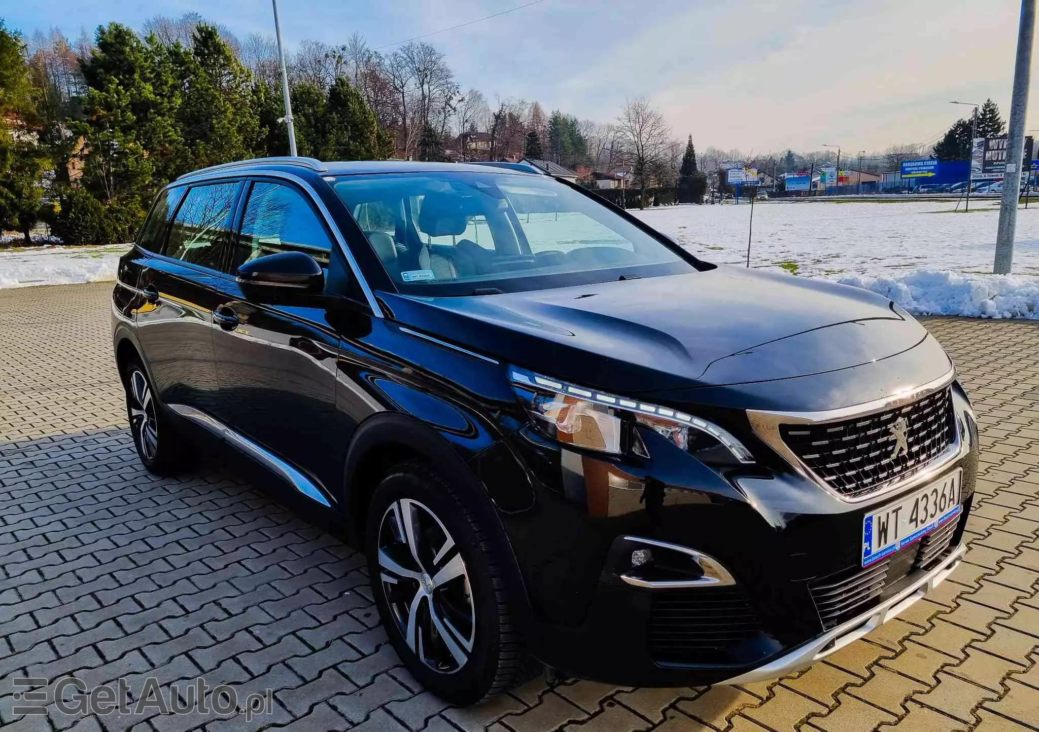 PEUGEOT 5008 1.5 BlueHDI Allure S&S