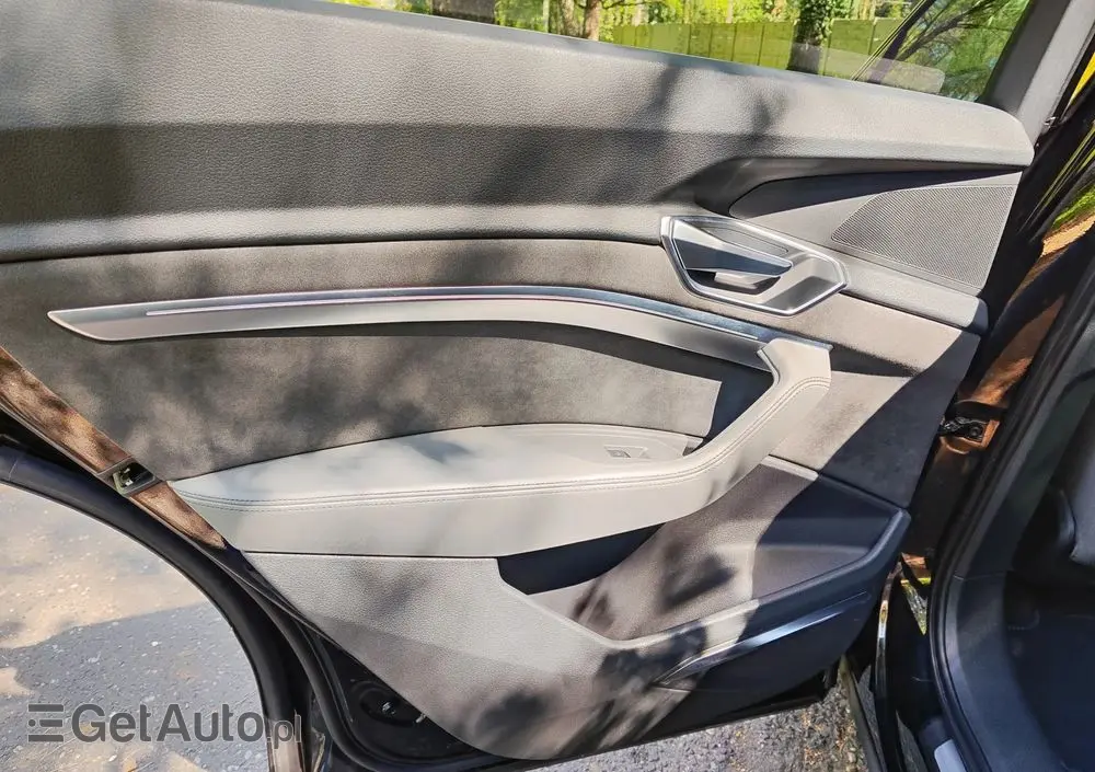 AUDI E-tron 50 Quattro S Line