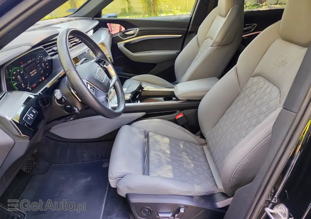 AUDI E-tron 50 Quattro S Line