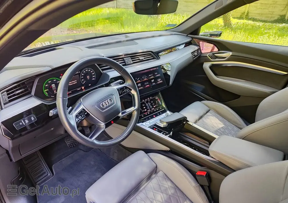 AUDI E-tron 50 Quattro S Line