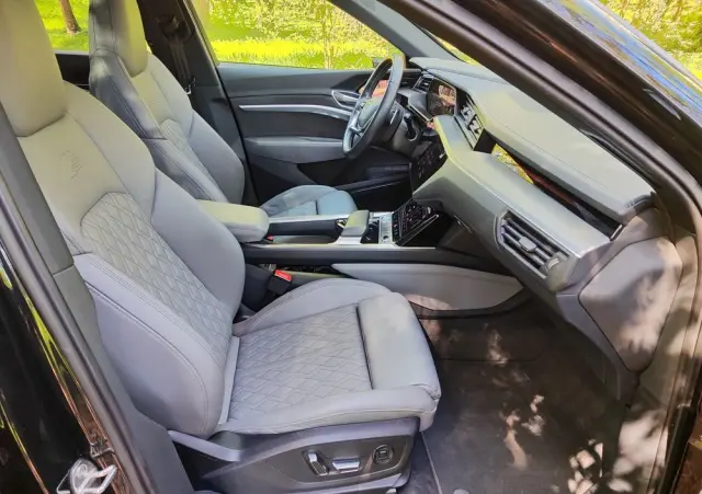 AUDI E-tron 50 Quattro S Line