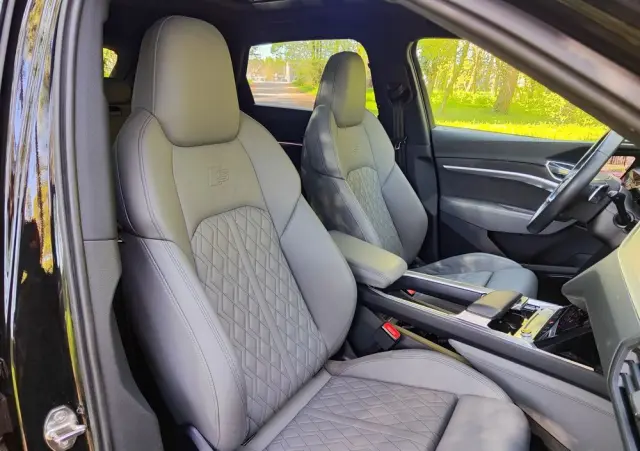 AUDI E-tron 50 Quattro S Line